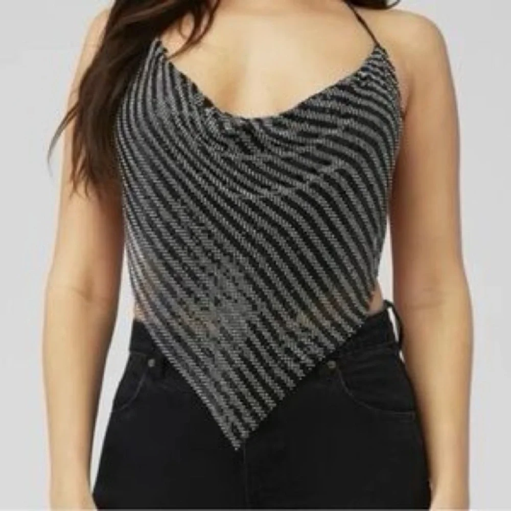 STEVE MADDEN JANET SPARKLE SILVER & BLACK BACKLESS COWL NECK PARTY HALTER TOP - Picture 10 of 14